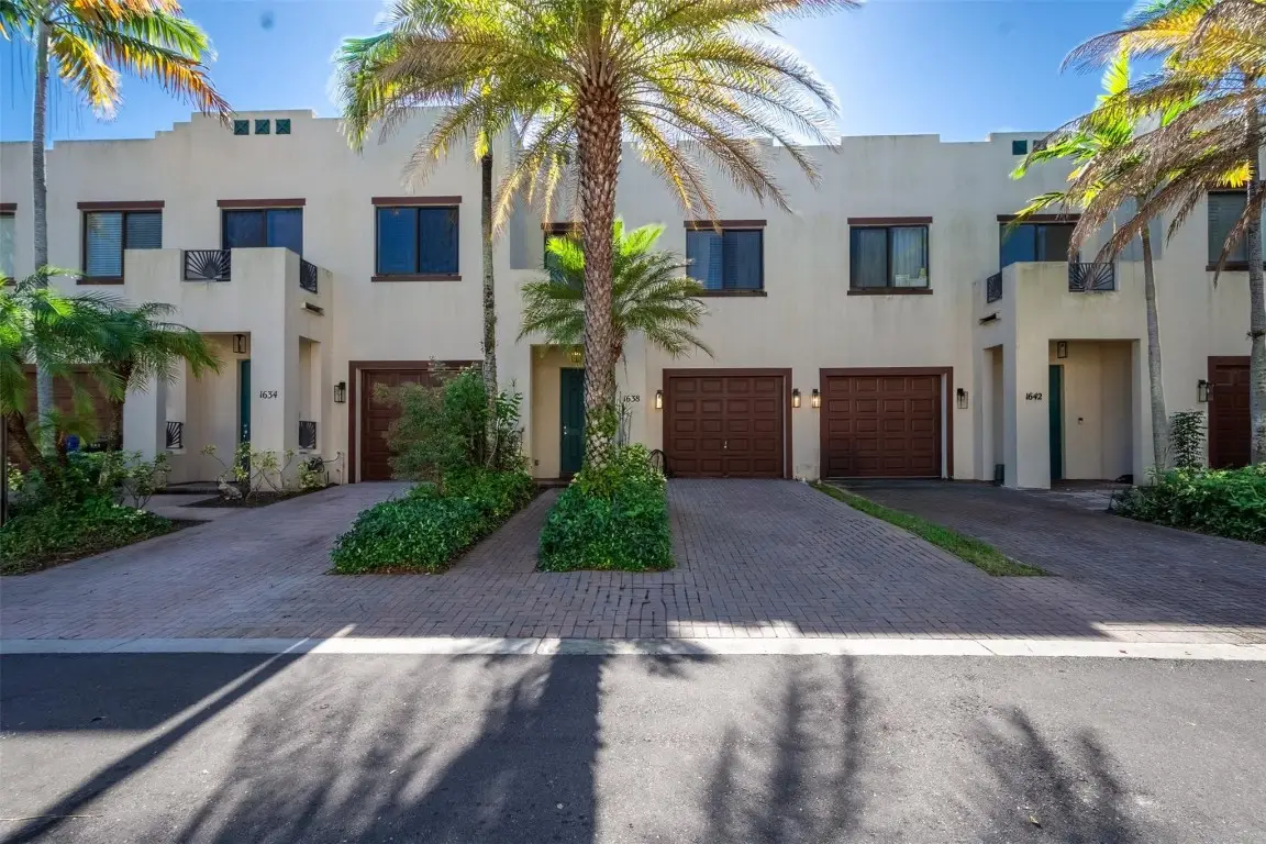 1638 SW 33rd Court, Fort Lauderdale, FL 33315 - #1