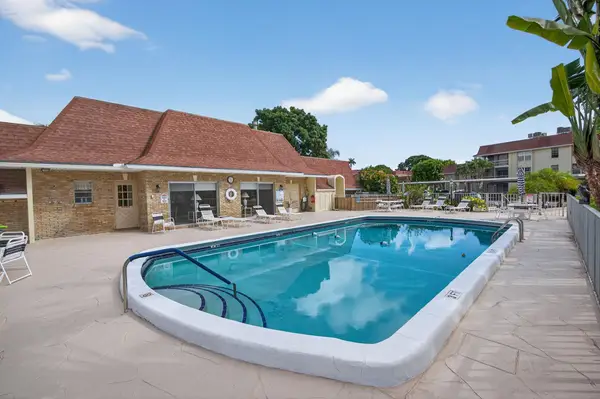 5580 Tamberlane Circle #133, Palm Beach Gardens, FL 33418