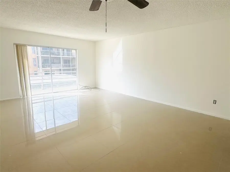 4848 NW 24th Court #330, Lauderdale Lakes, FL 33313 - Image #3