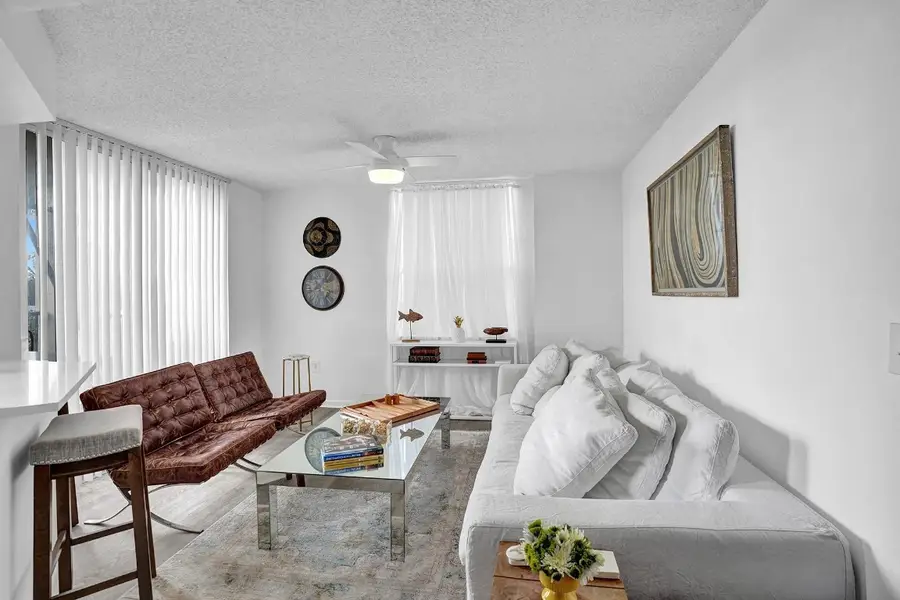 520 SE 5th Avenue #2211, Fort Lauderdale, FL 33301 - Image #2