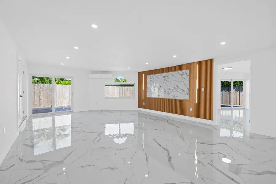 2185 Imperial Point Drive, Fort Lauderdale, FL 33308 - Image #2