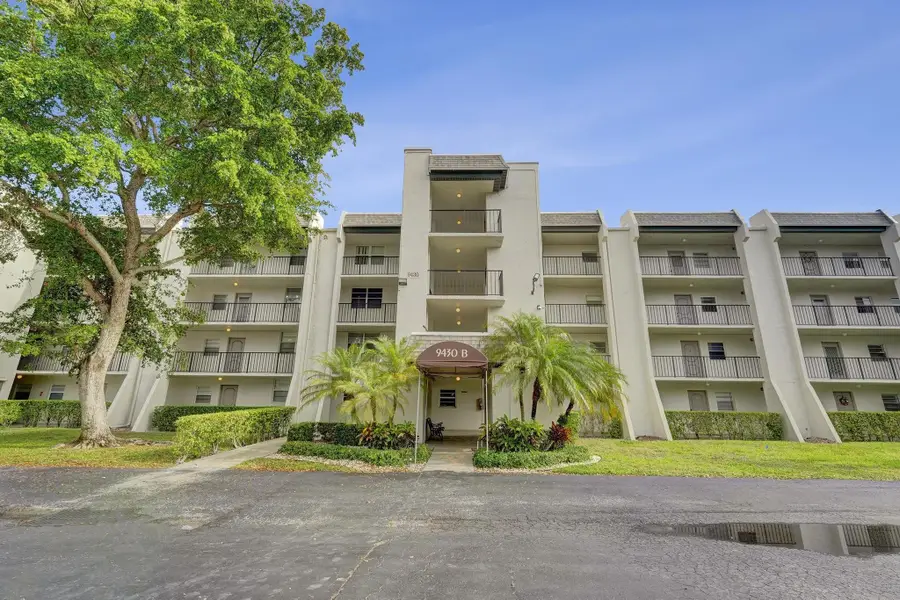 9430 Poinciana Place #415, Davie, FL 33324 - Image #2