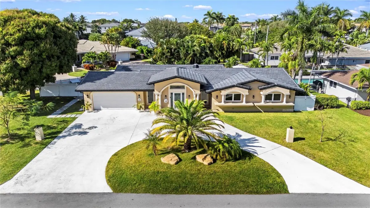 3301 NE 27th Avenue, Lighthouse Point, FL 33064 - Image #1