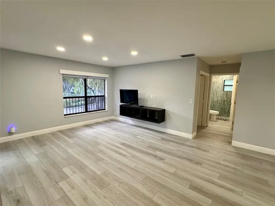 4174 Carambola Circle #4174, Coconut Creek, FL 33066 - Image #3