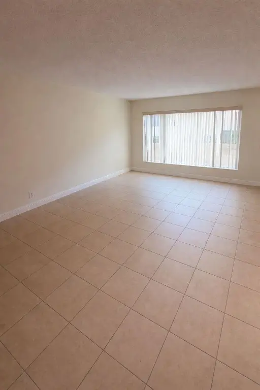 7910 Taft Street #109, Pembroke Pines, FL 33024 - Image #3