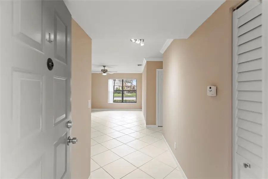 4498 Carambola Circle #27303, Pompano Beach, FL 33066 - Image #3