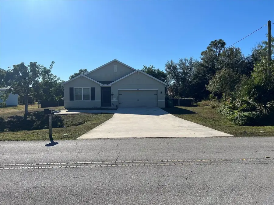 692 SW Paar Drive, Port Saint Lucie, FL 34953 - Image #2