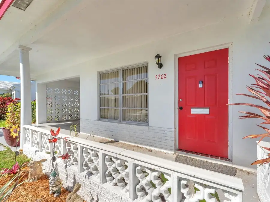 5702 NW 84th Avenue, Tamarac, FL 33321 - Image #3