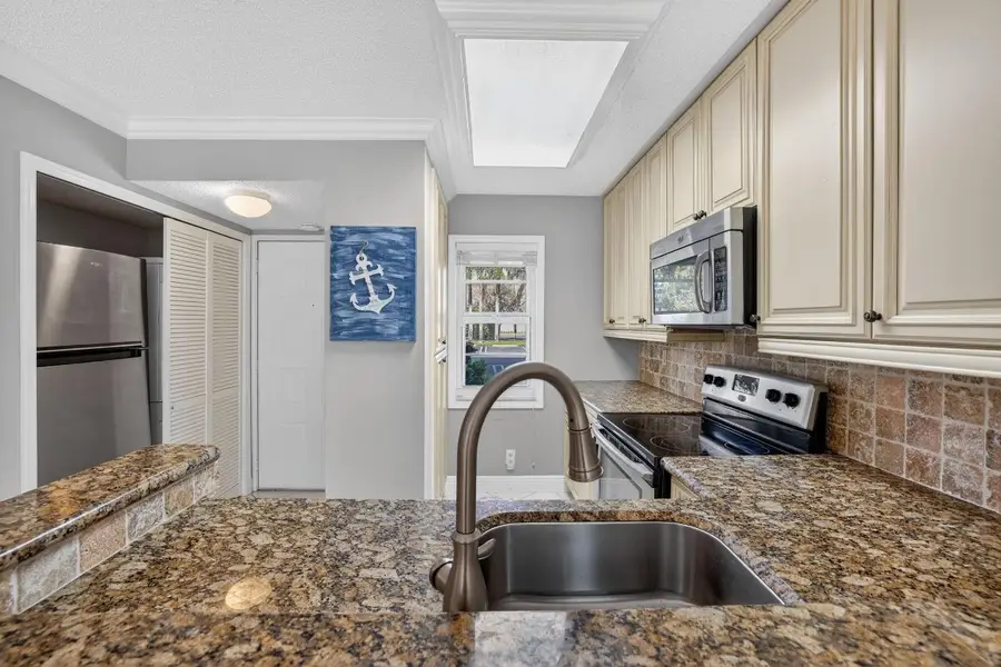 2230 N Cypress Bend Drive #108, Pompano Beach, FL 33069 - Image #3