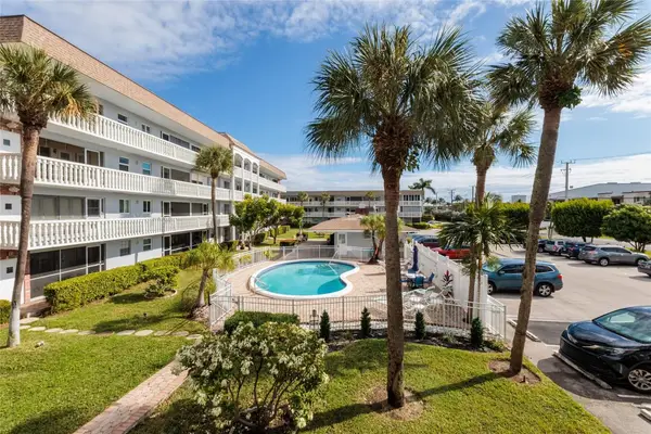 490 SE 19th Avenue #203, Pompano Beach, FL 33060