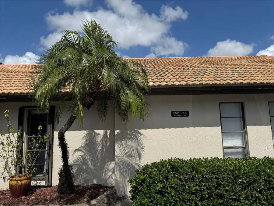956 Mockingbird #506, Plantation, FL 33324 - Image #2