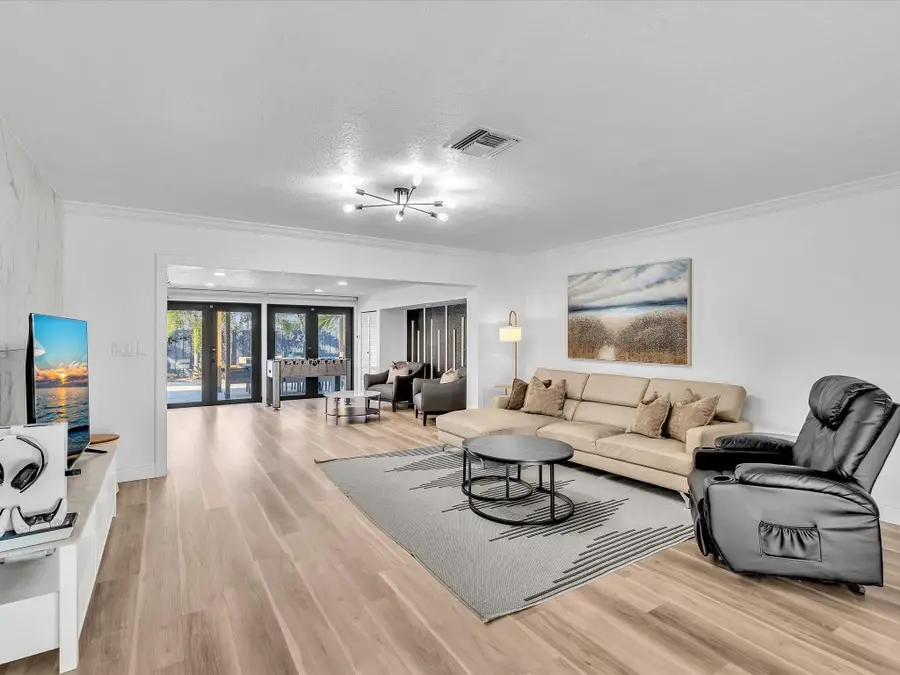 2105 62nd Street, Fort Lauderdale, FL 33308 - Image #3