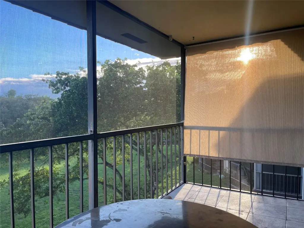 6300 S Falls Circle Drive #412, Lauderhill, FL 33319 - Image #1