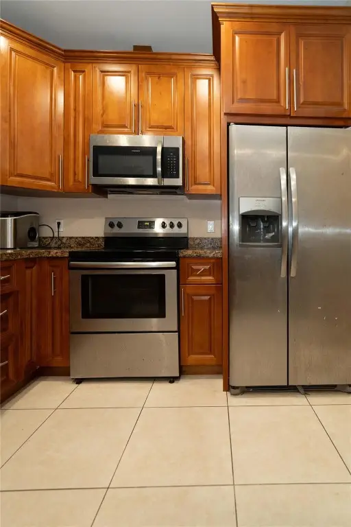 2430 NW 13 Street, Pompano Beach, FL 33069 - Image #3