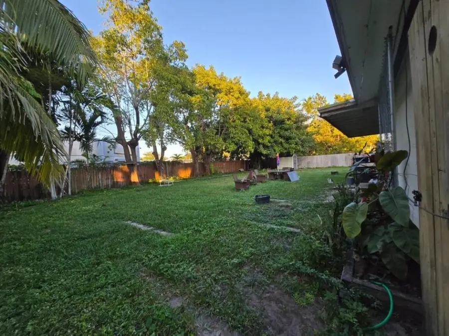 745 NE 155th Terrace, Miami, FL 33162 - Image #2