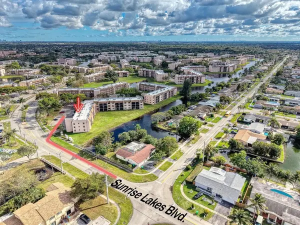 10466 Sunrise Lakes Boulevard #312, Sunrise, FL 33322