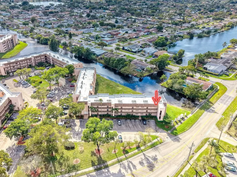 10466 Sunrise Lakes Boulevard #312, Sunrise, FL 33322 - Image #3