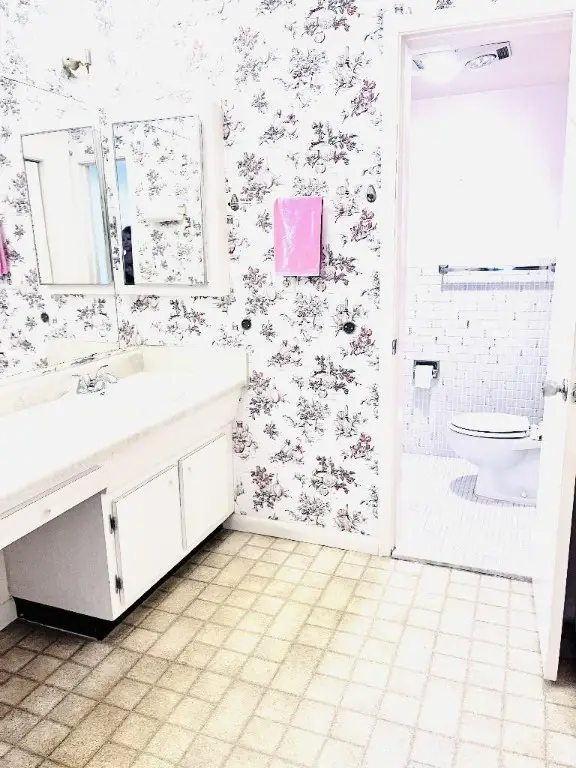 2381 Sunset Avenue #117, Lake Worth Beach, FL 33461 - #3