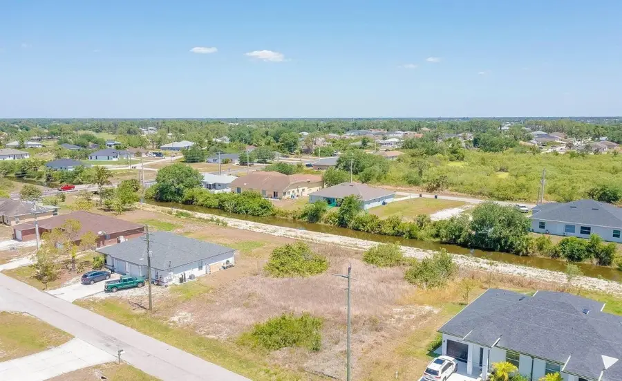 2405 Ansel Avenue, Lehigh Acres, FL 33973 - Image #2