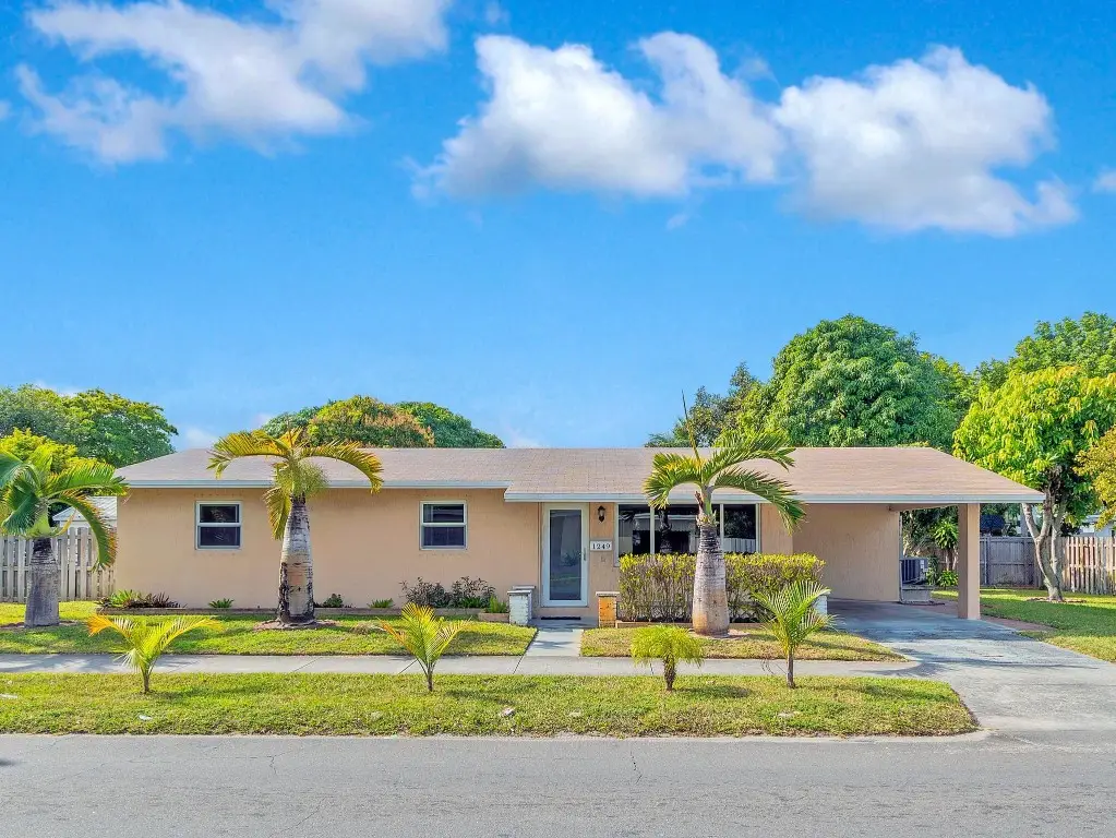 1249 SW 35th Avenue, Fort Lauderdale, FL 33312 - Image #1
