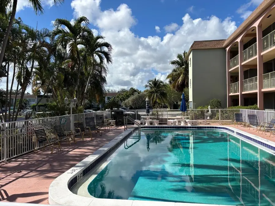 100 SE 6th Avenue #303, Pompano Beach, FL 33060 - Image #2