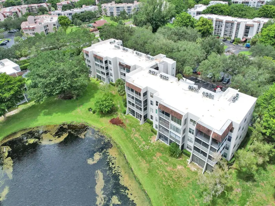 9235 Lagoon Place #308, Davie, FL 33324 - #2