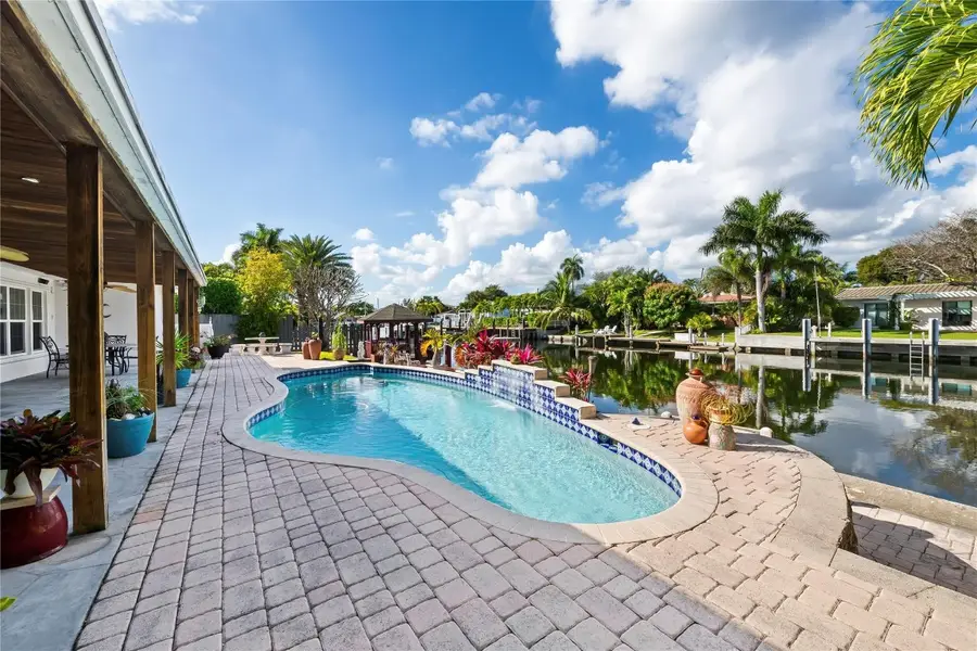 1735 NE 23rd Avenue, Fort Lauderdale, FL 33305 - Image #3