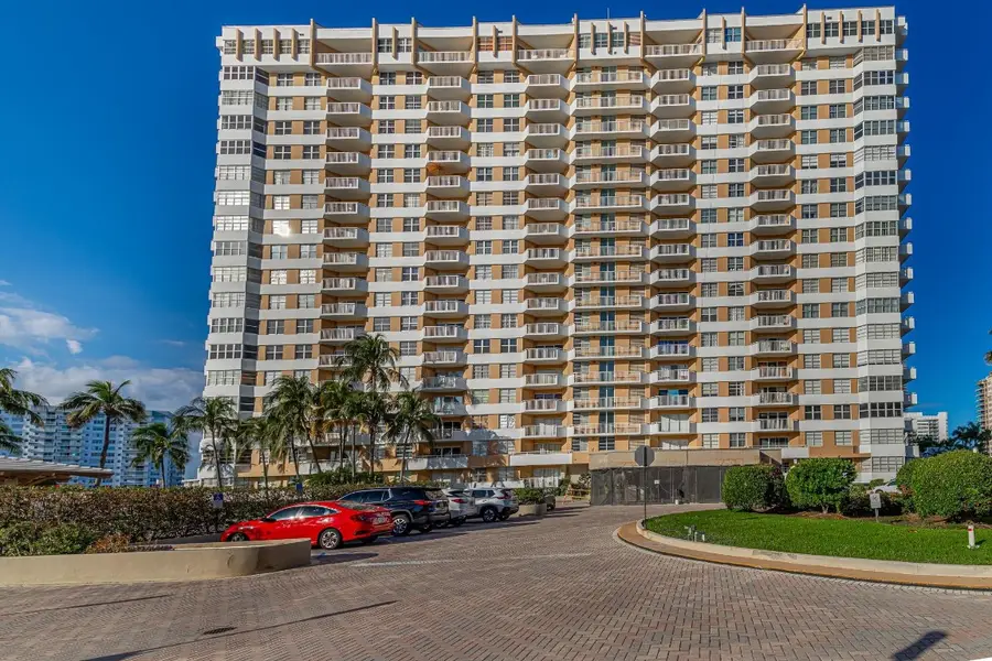 1985 S Ocean Drive #10G, Hallandale Beach, FL 33009 - Image #3