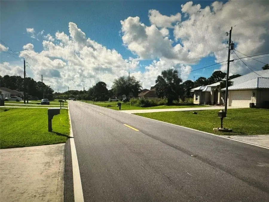 2042 SW Savage Boulevard, Port Saint Lucie, FL 34953 - Image #2