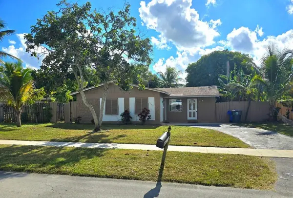 7708 SW 9th Street, North Lauderdale, FL 33068