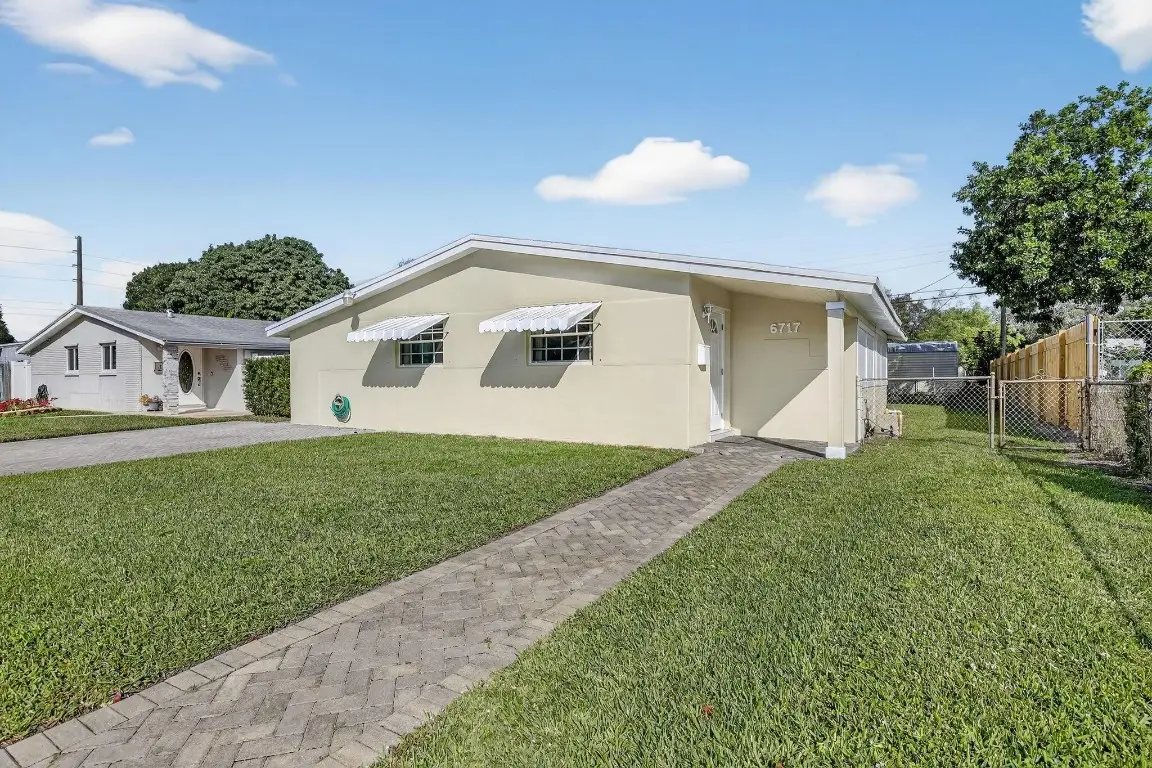 6717 Farragut, Hollywood, FL 33024 - Image #1