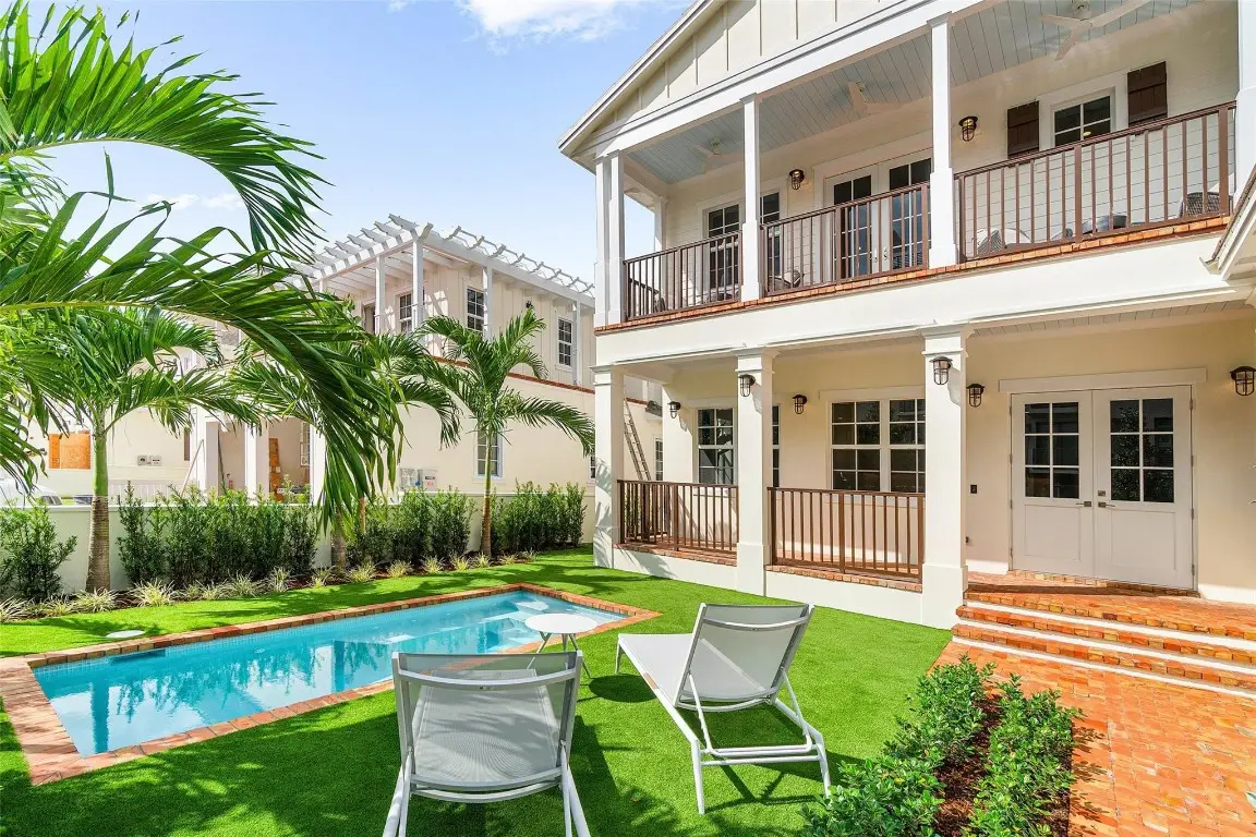 136 SE 1 Avenue, Delray Beach, FL 33444 - #1