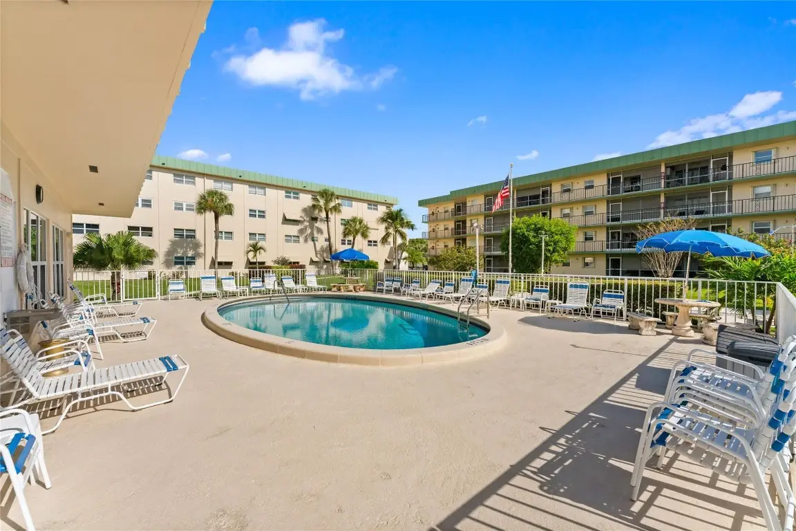 804 SE 7th Street #404, Deerfield Beach, FL 33441 - #1