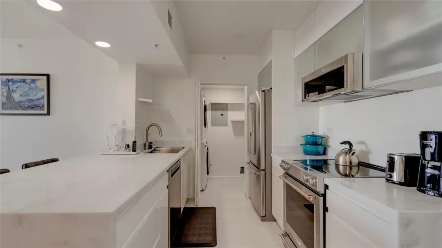 3020 NE 32nd Avenue #906, Fort Lauderdale, FL 33308 - Image #3