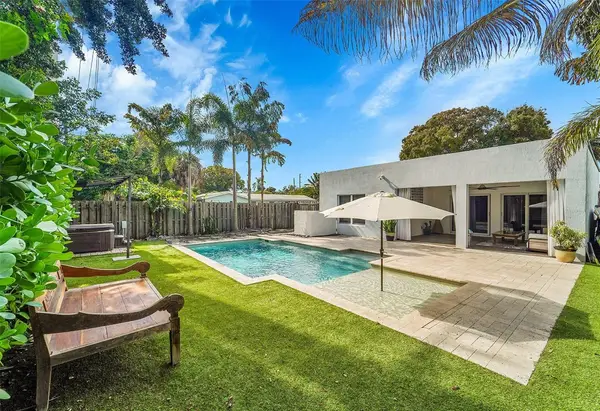 1224 NE 12th Avenue, Fort Lauderdale, FL 33304