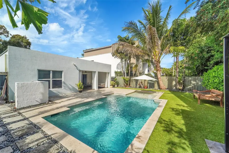 1224 NE 12th Avenue, Fort Lauderdale, FL 33304 - Image #2