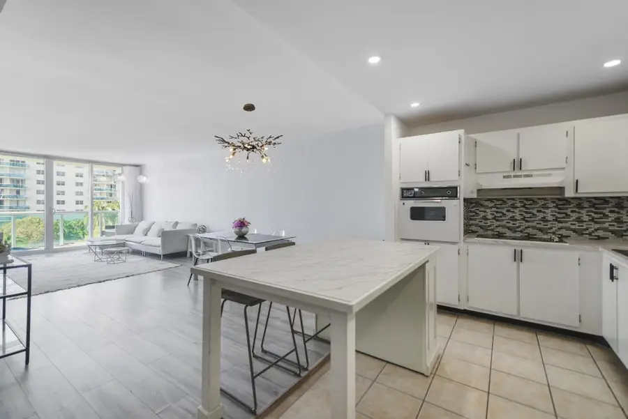 19380 Collins Avenue #501, Sunny Isles Beach, FL 33160 - Image #2