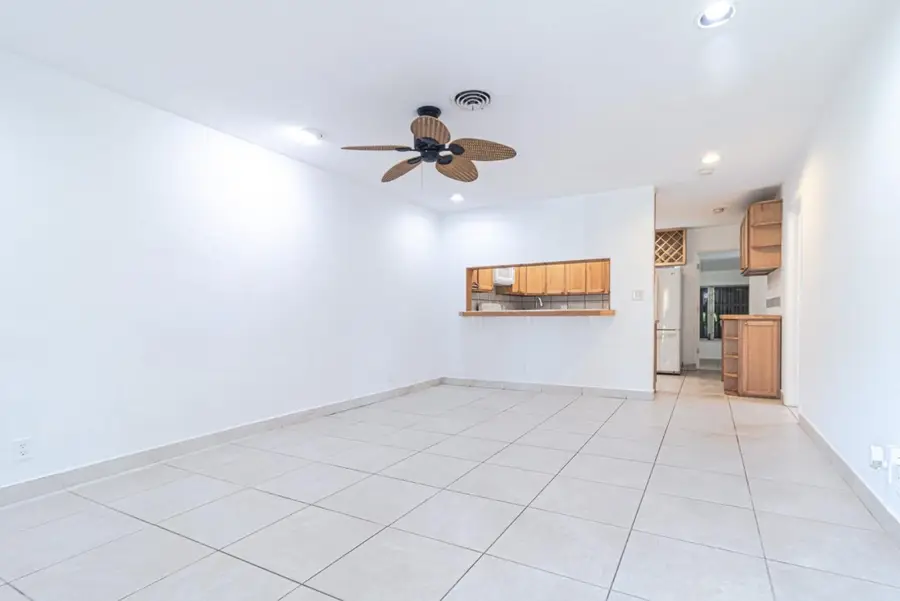 Address Withheld By Seller, Fort Lauderdale, FL 33334 - Image #2
