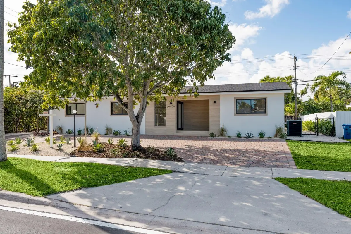 20500 Highland Lakes Boulevard, Miami, FL 33179 - #1