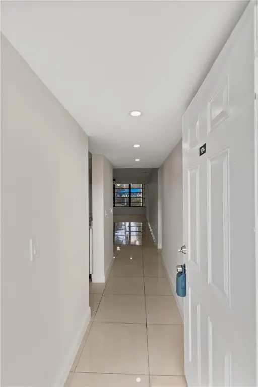 1719 Whitehall Drive #104, Davie, FL 33324 - Image #2