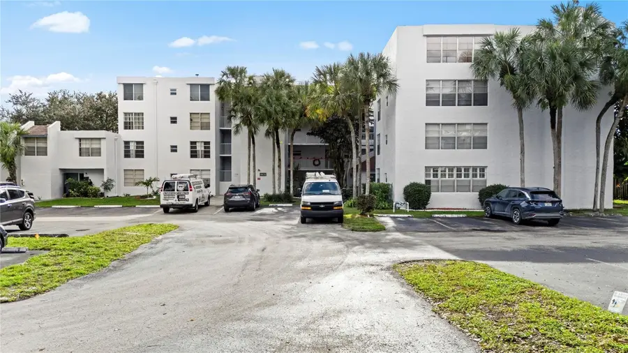 9470 Live Oak Place #409, Davie, FL 33324 - Image #2