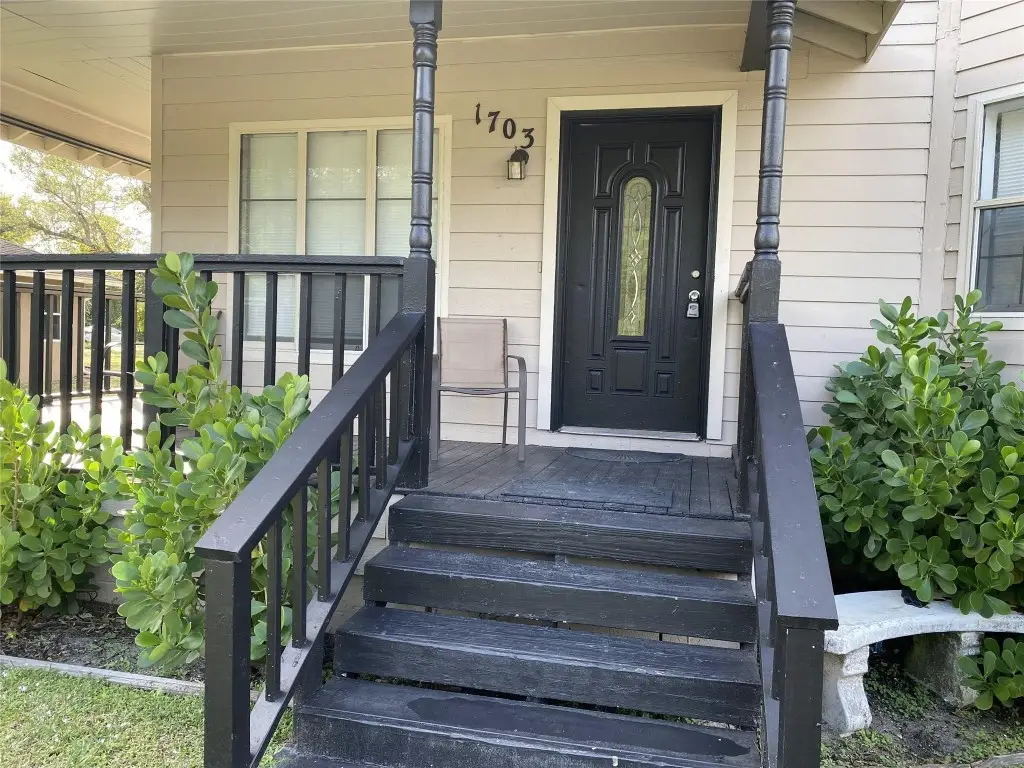 1703 N 43rd Street, Fort Pierce, FL 34947 - Image #1