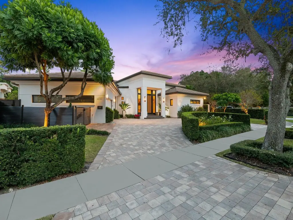 1036 SE 12th Way, Fort Lauderdale, FL 33316 - Image #1