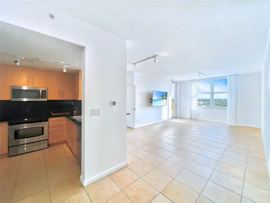511 SE 5th Avenue #1010, Fort Lauderdale, FL 33301 - Image #1