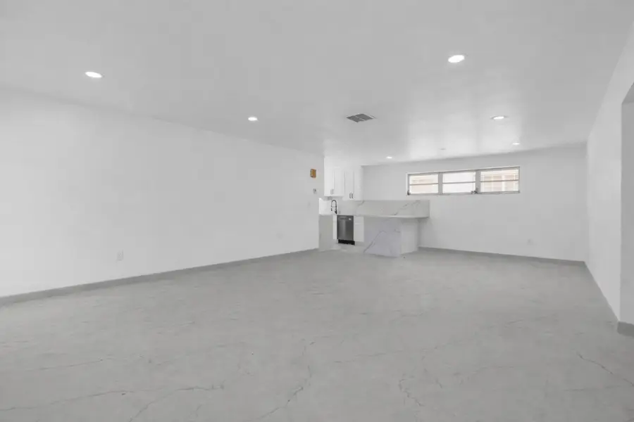 8850 NE 4th Avenue, Miami, FL 33138 - #3