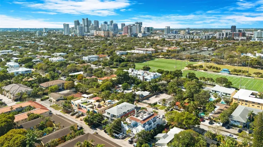 732 NE 15th Avenue, Fort Lauderdale, FL 33304 - Image #2