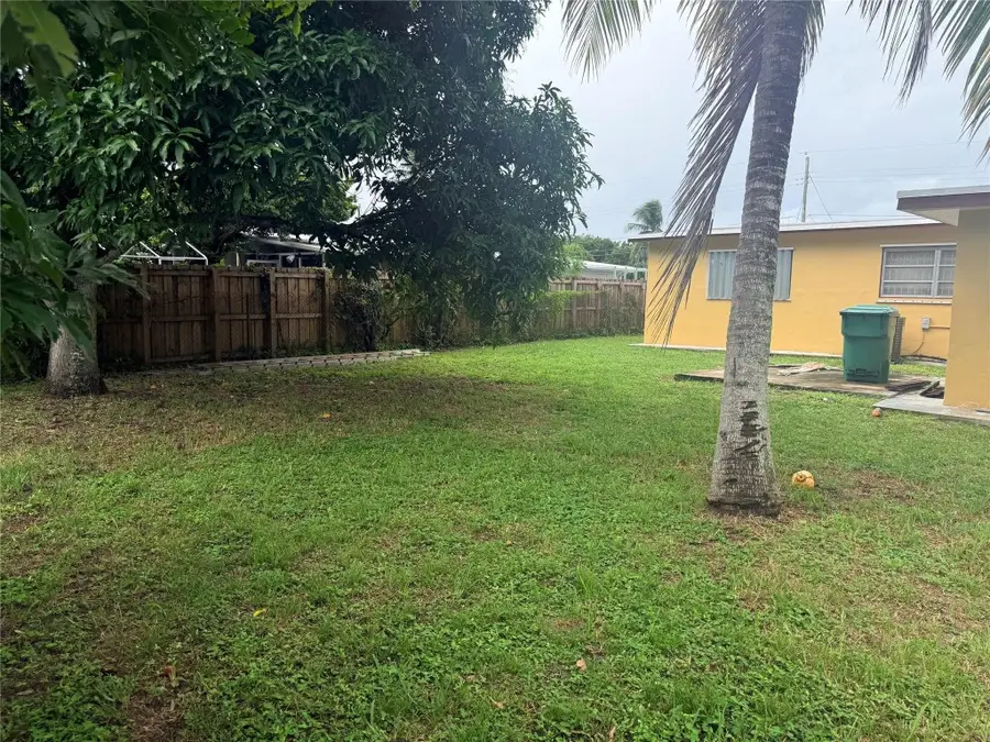 19425 NW 39th Avenue, Miami Gardens, FL 33055 - #2