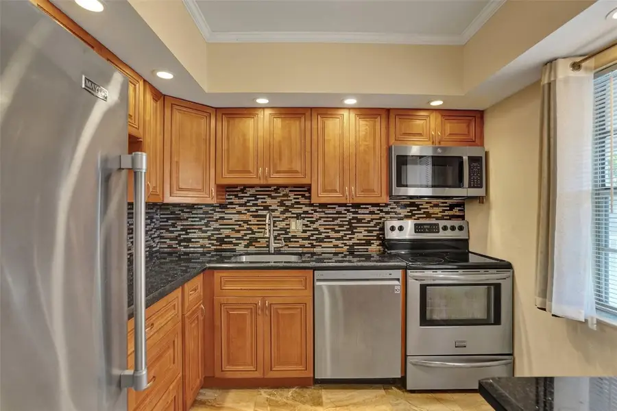 651 NW 80th Terrace #207, Margate, FL 33063 - #3