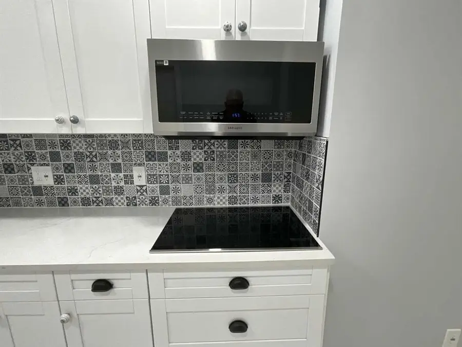 649 W Oakland Park Boulevard #211-A, Oakland Park, FL 33311 - #3