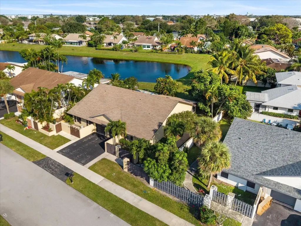 495 SW 28th Avenue, Delray Beach, FL 33445 - #1